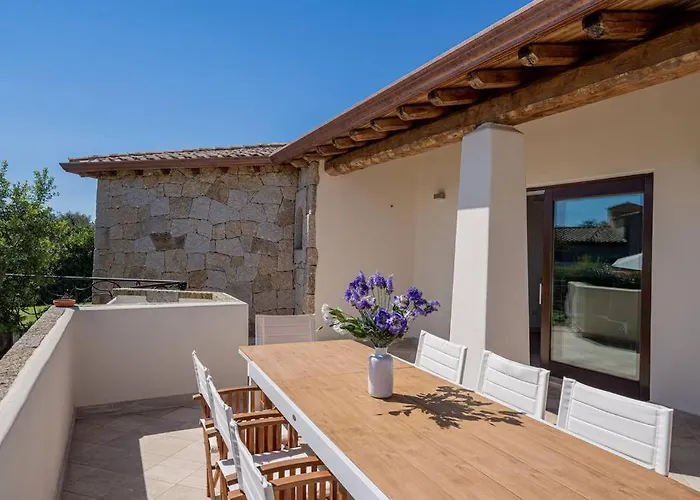 Willa Brandinchi - Heated Pool, Private Beach, Sea View, Wi-fi *