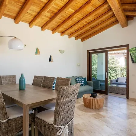 Brandinchi - Heated Pool, Private Beach, Sea View, Wi-fi Villa San Teodoro (Sardinia)