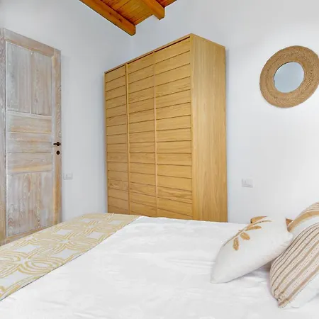 Willa Brandinchi - Heated Pool, Private Beach, Sea View, Wi-fi San Teodoro (Sardinia)