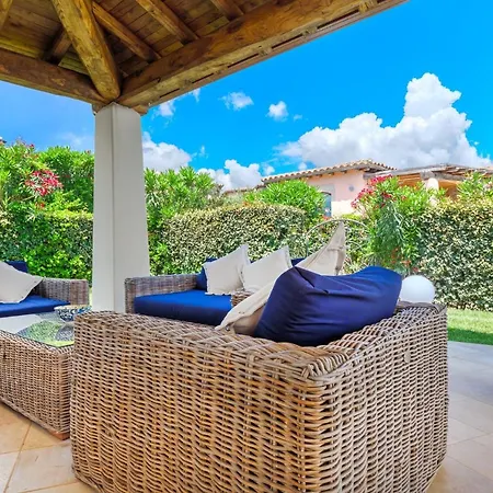 Villa Brandinchi - Heated Pool, Private Beach, Sea View, Wi-fi