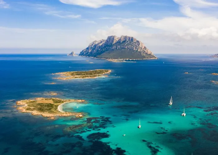Brandinchi - Heated Pool, Private Beach, Sea View, Wi-fi Villa San Teodoro (Sardinia)